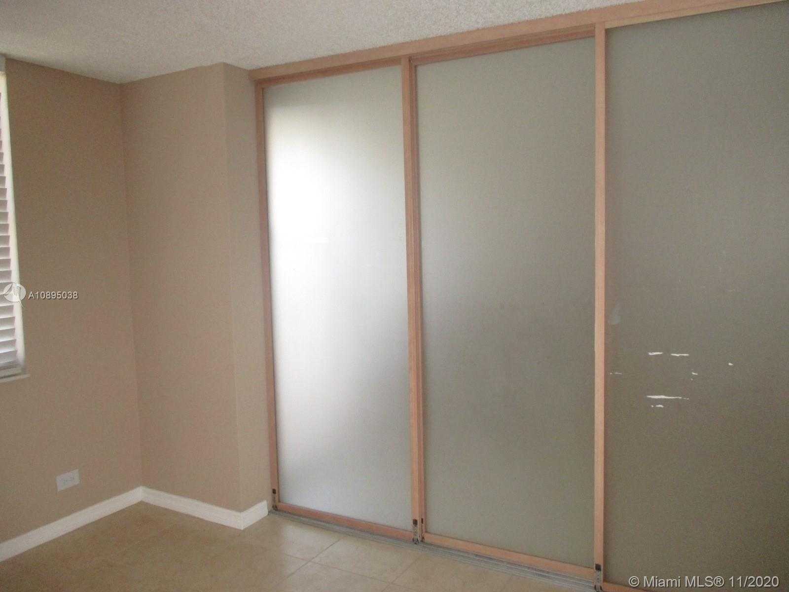 Small Image of 251 174TH ST #2211, Sunny Isles Beach Number 10