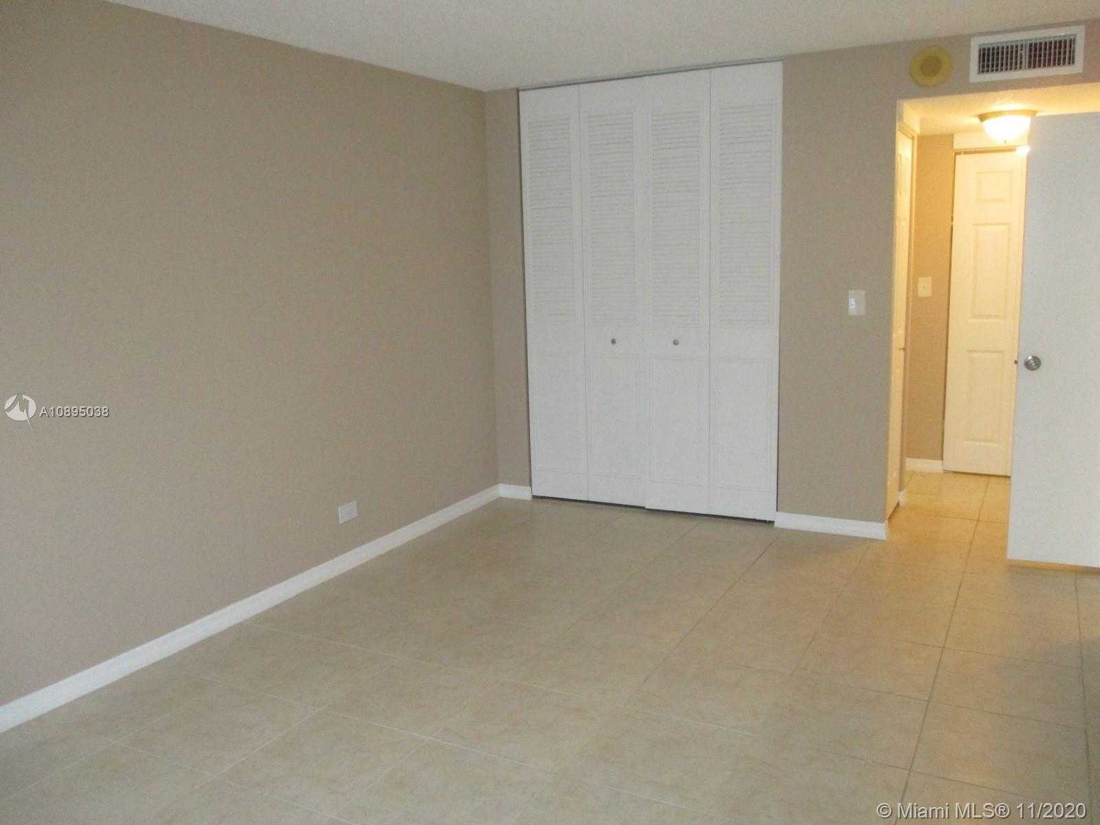 Small Image of 251 174TH ST #2211, Sunny Isles Beach Number 2