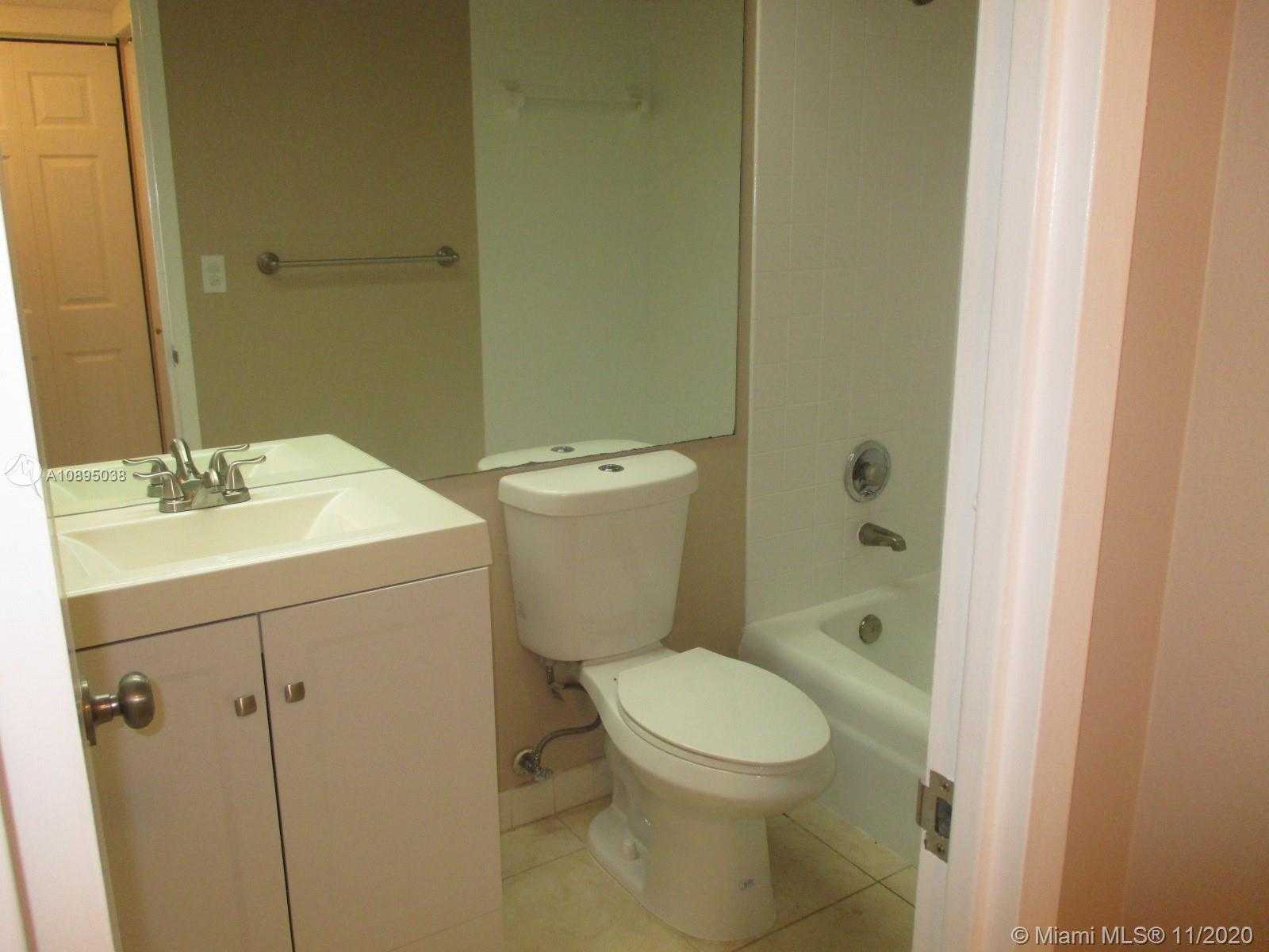Small Image of 251 174TH ST #2211, Sunny Isles Beach Number 4