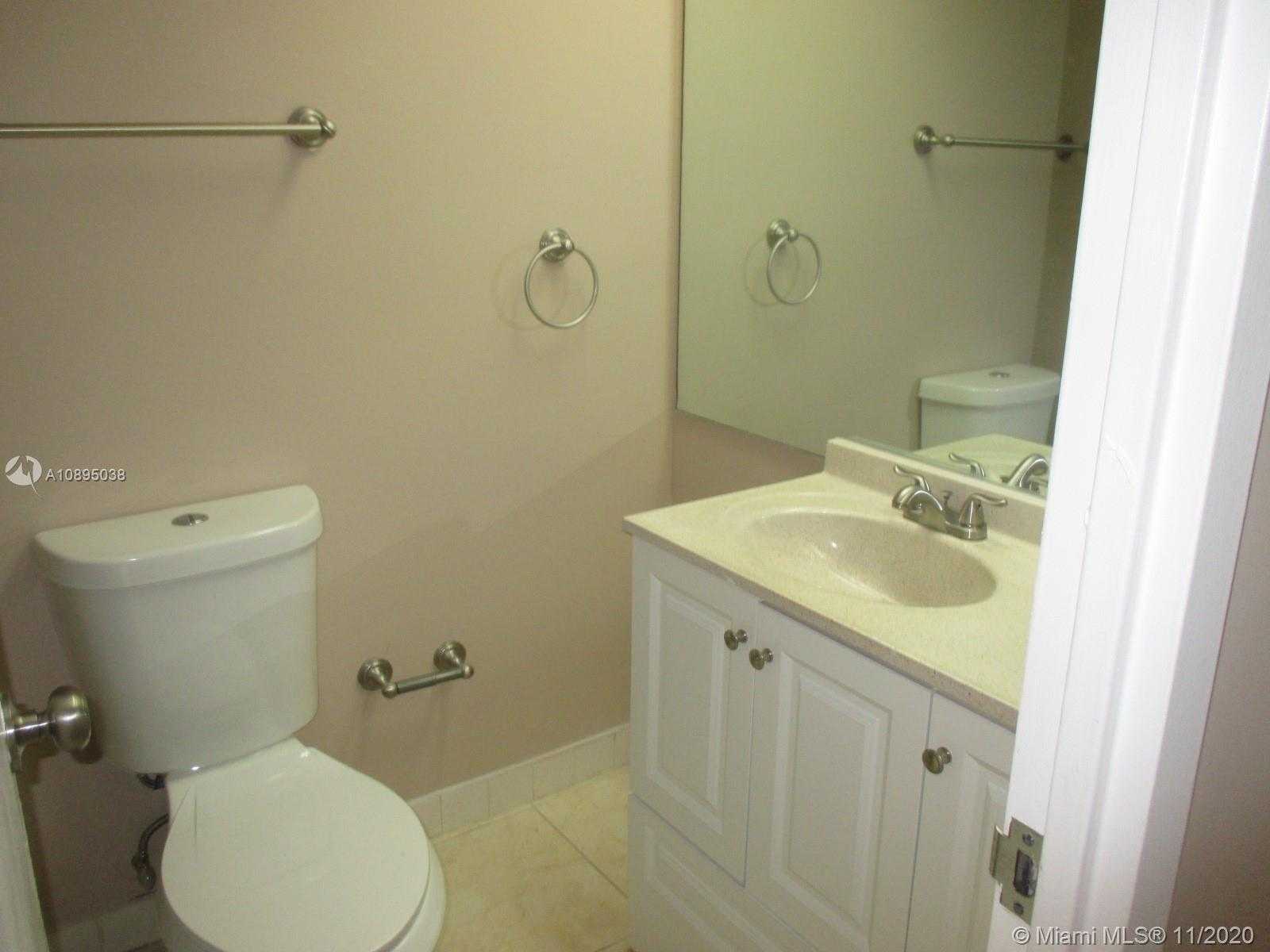 Small Image of 251 174TH ST #2211, Sunny Isles Beach Number 7