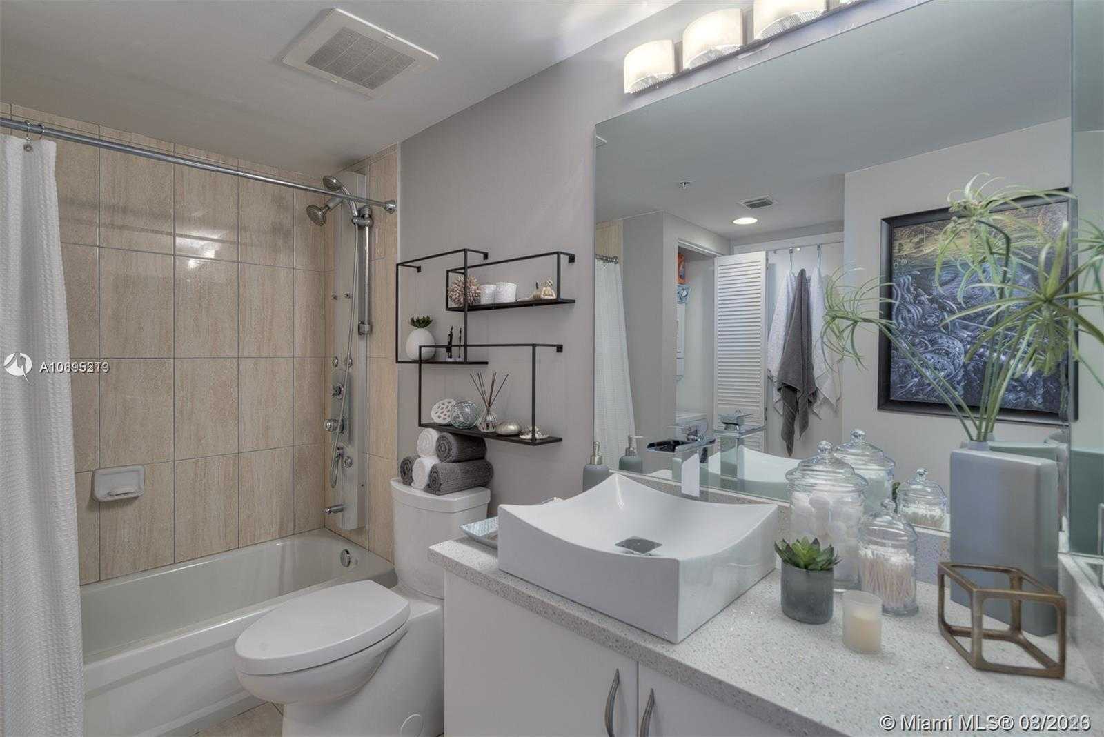 Small Image of 1750 NORTH BAYSHORE DR #4704, Miami Number 16