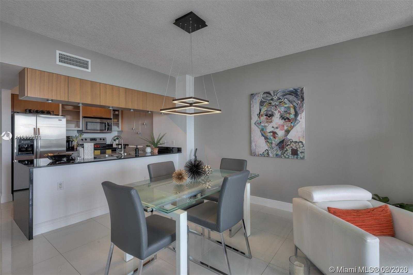 Small Image of 1750 NORTH BAYSHORE DR #4704, Miami Number 9