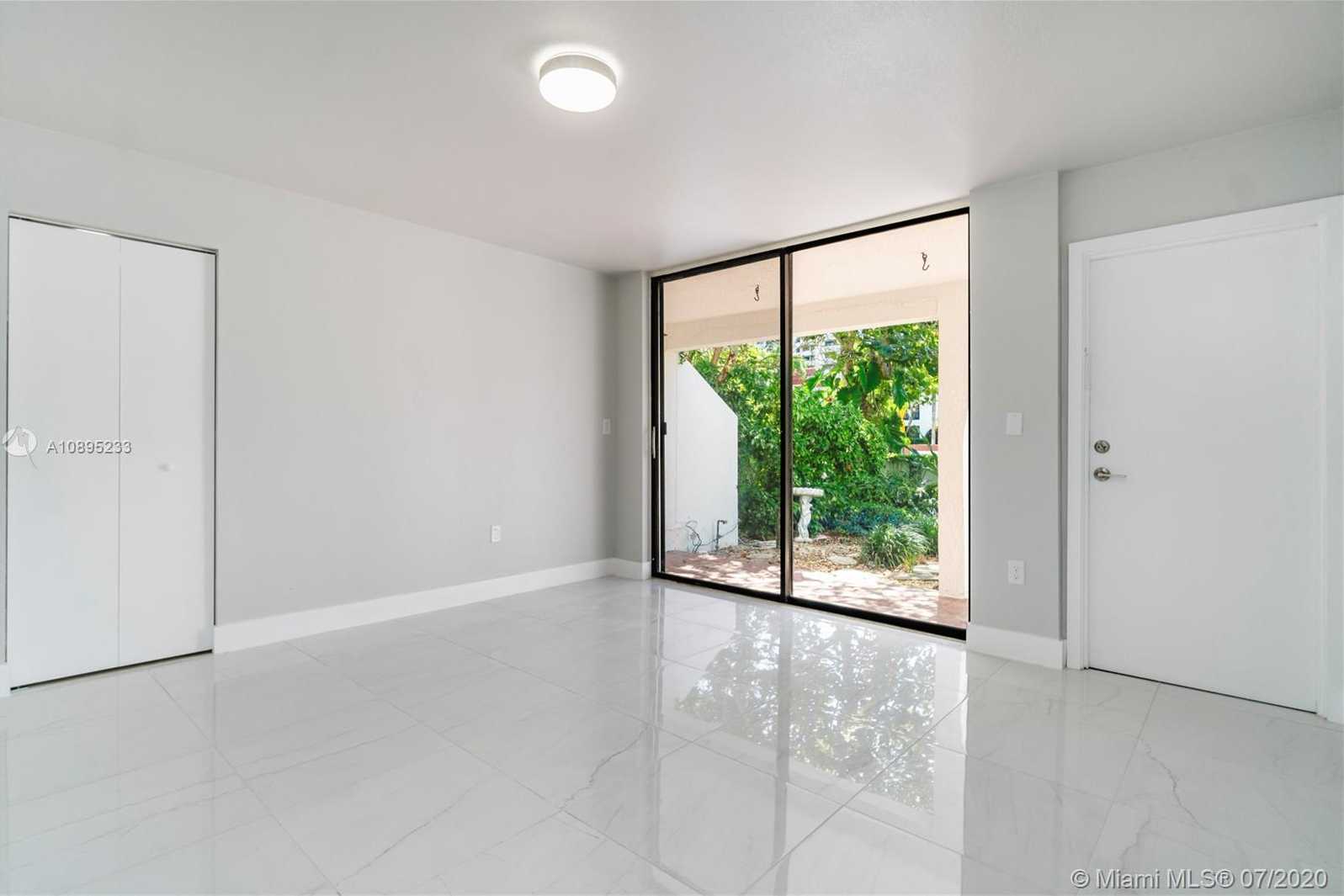 Small Image of 425 GRAPETREE DR #201, Key Biscayne Number 16