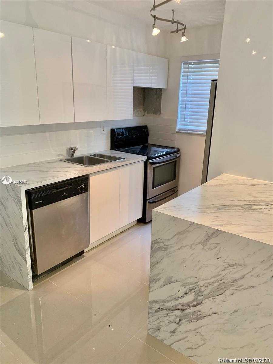 Small Image of 1120 102ND ST #8, Bay Harbor Islands Number 4