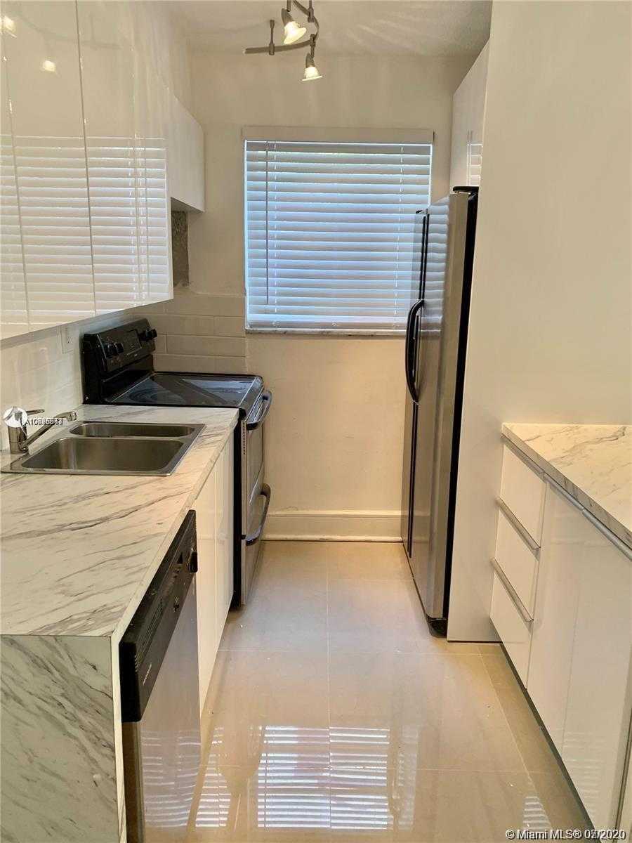 Small Image of 1120 102ND ST #8, Bay Harbor Islands Number 5