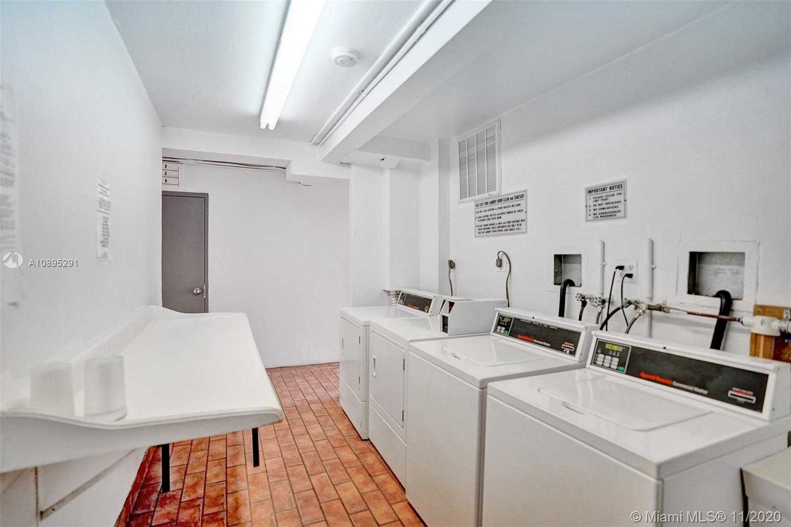 Small Image of 20400 WEST COUNTRY CLUB DR #816, Aventura Number 16