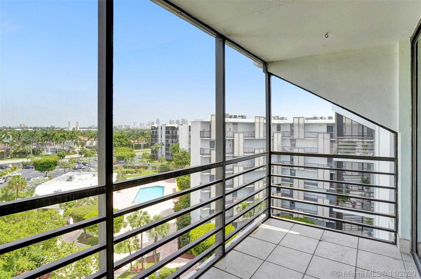 Small Image of 20400 WEST COUNTRY CLUB DR #816, Aventura Number 7