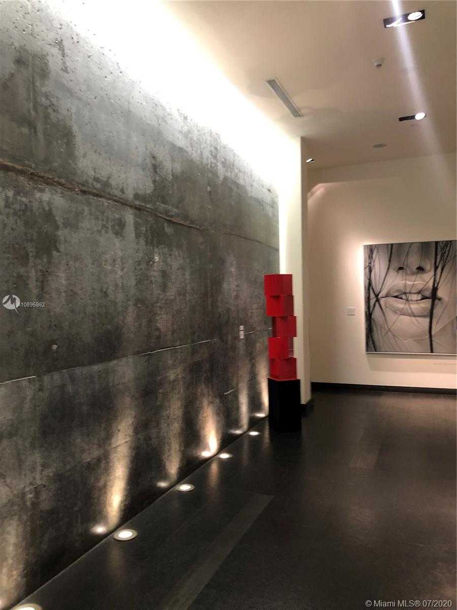 Small Image of 888 BISCAYNE BLVD #1905, Miami Number 16