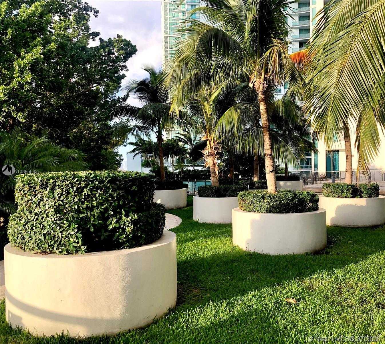Small Image of 888 BISCAYNE BLVD #1905, Miami Number 32