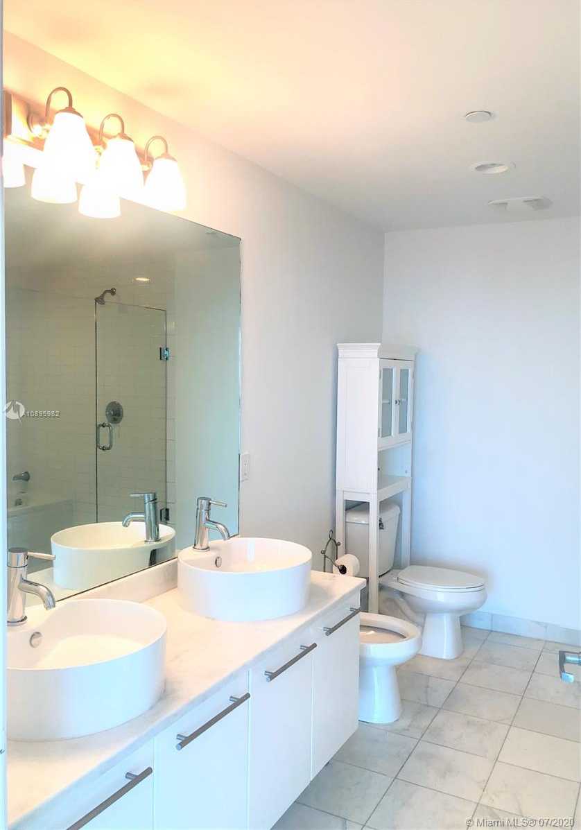 Small Image of 888 BISCAYNE BLVD #1905, Miami Number 5
