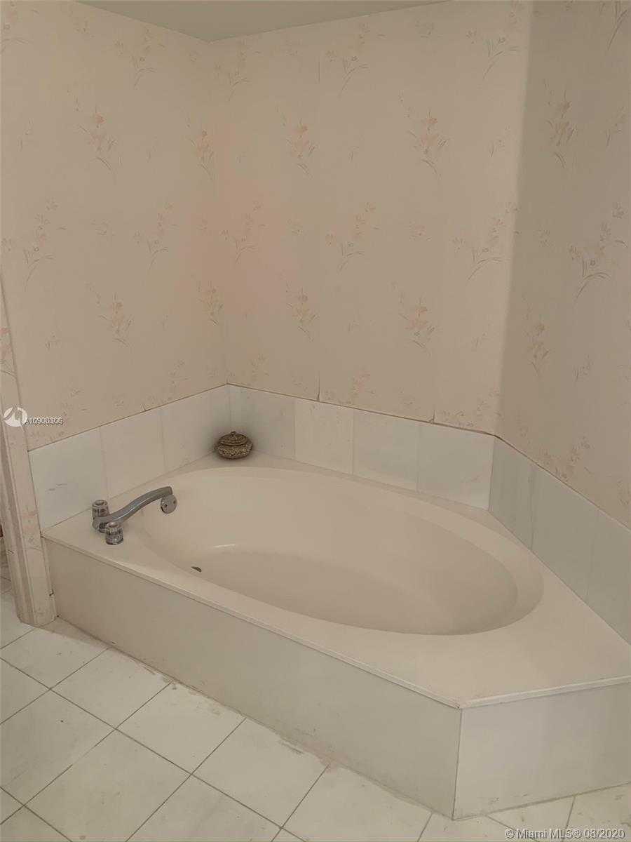 Small Image of 3400 NORTH EAST 192ND ST #1605, Aventura Number 22