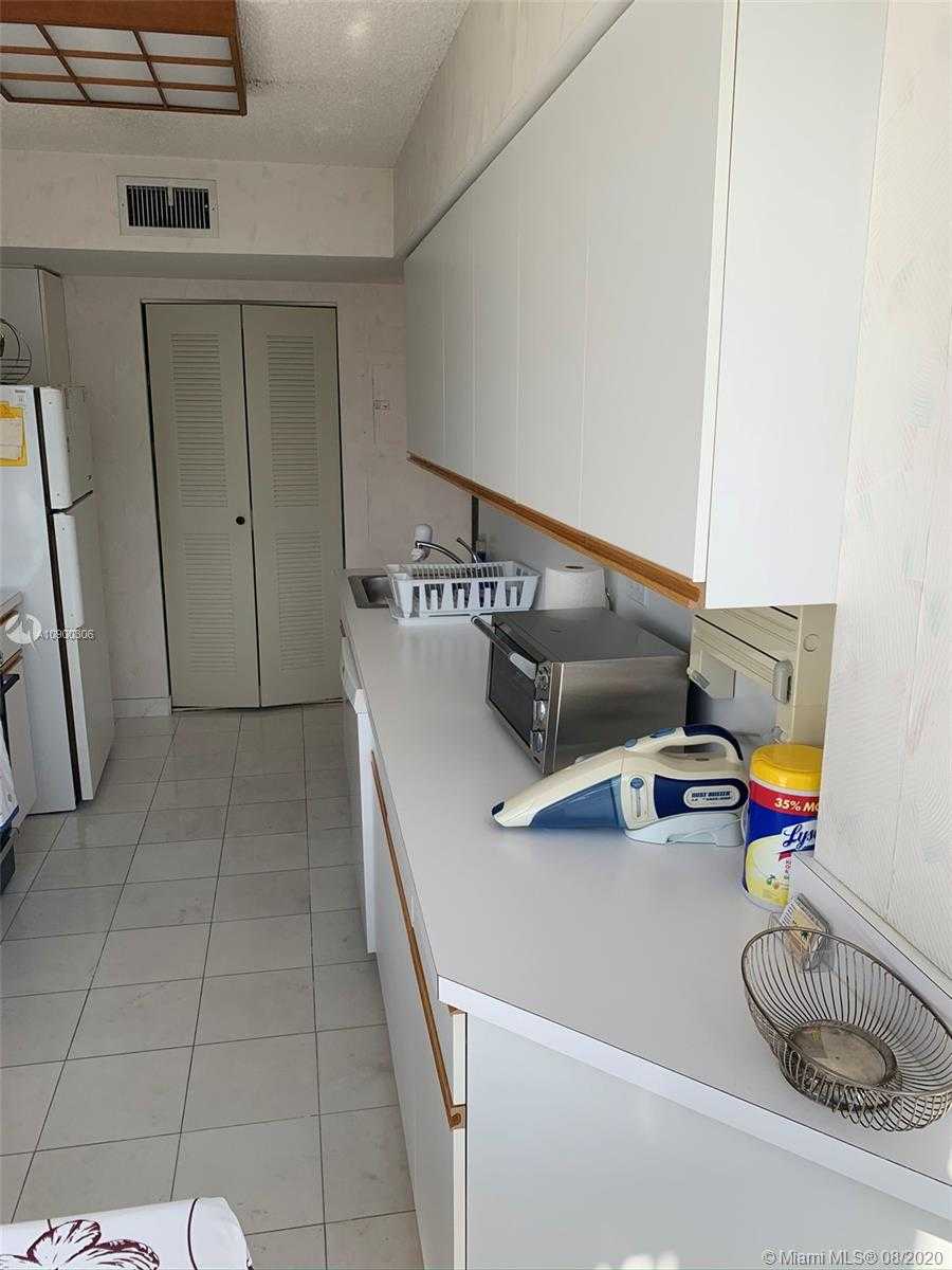 Small Image of 3400 NORTH EAST 192ND ST #1605, Aventura Number 30