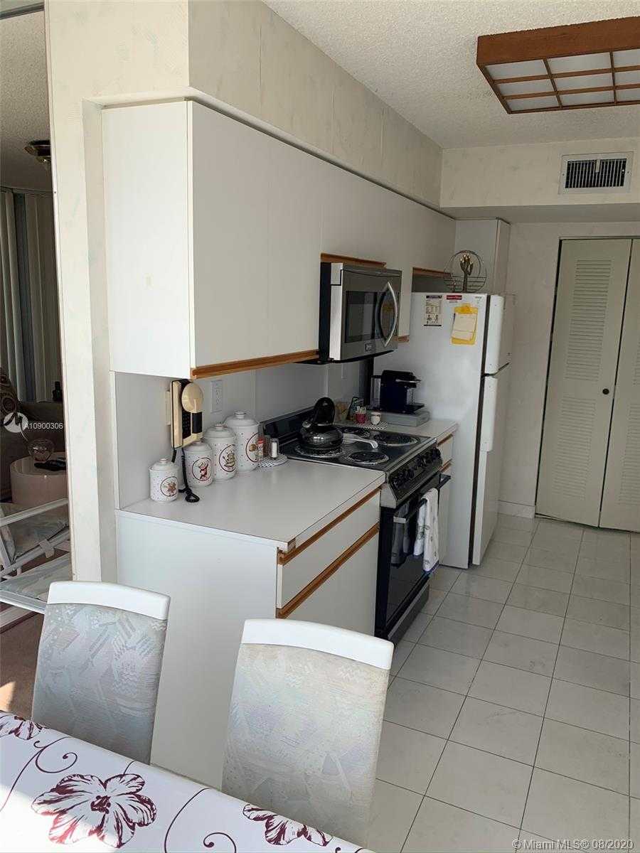 Small Image of 3400 NORTH EAST 192ND ST #1605, Aventura Number 31