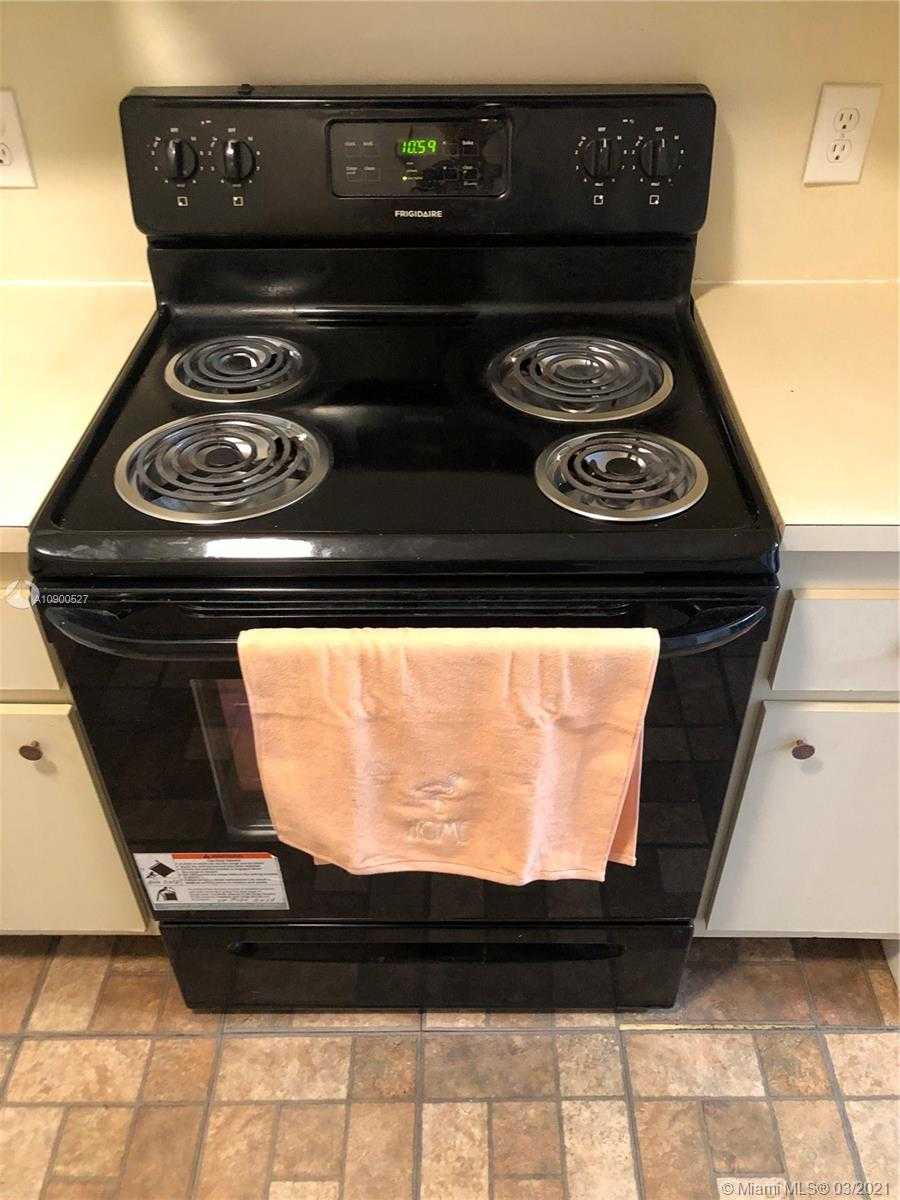 Small Image of 1551 SOUTH WEST 135TH TER #406G, Pembroke Pines Number 20