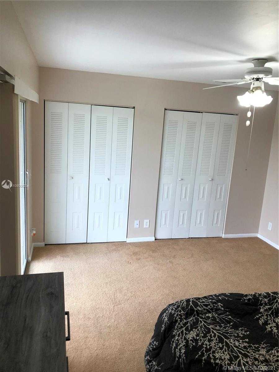 Small Image of 1551 SOUTH WEST 135TH TER #406G, Pembroke Pines Number 29