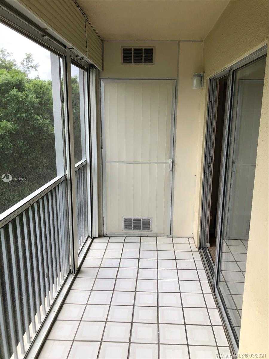 Small Image of 1551 SOUTH WEST 135TH TER #406G, Pembroke Pines Number 37
