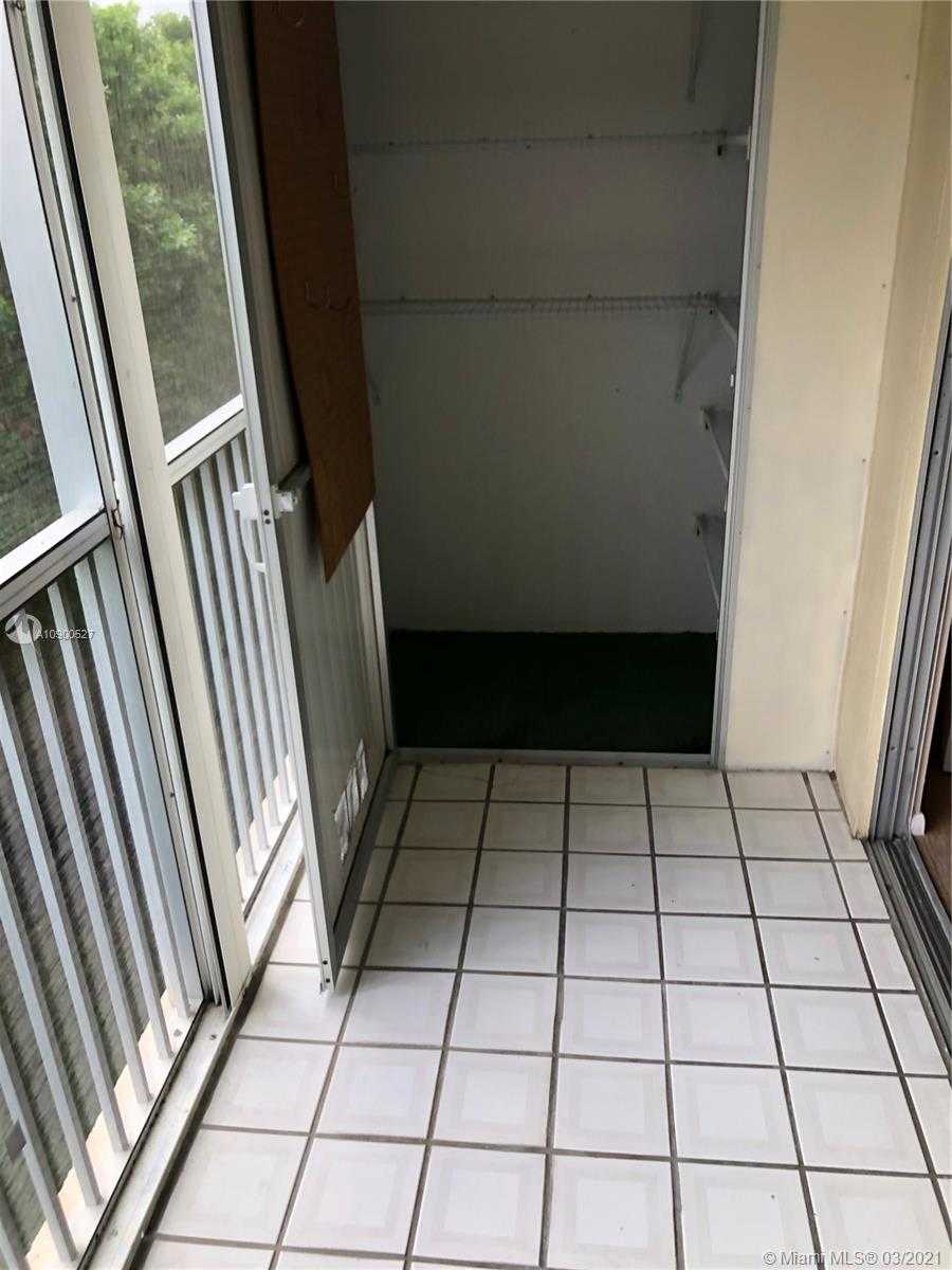 Small Image of 1551 SOUTH WEST 135TH TER #406G, Pembroke Pines Number 42