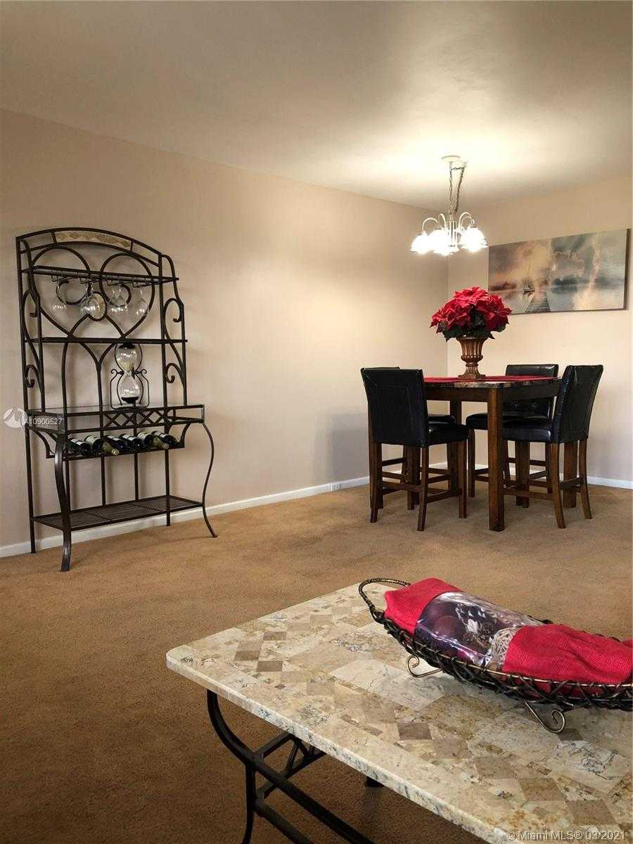 Small Image of 1551 SOUTH WEST 135TH TER #406G, Pembroke Pines Number 5