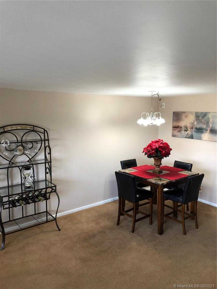 Small Image of 1551 SOUTH WEST 135TH TER #406G, Pembroke Pines Number 6