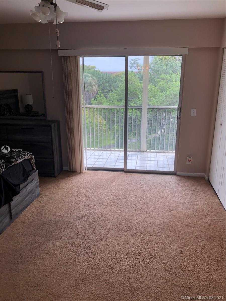 Small Image of 1551 SOUTH WEST 135TH TER #406G, Pembroke Pines Number 69