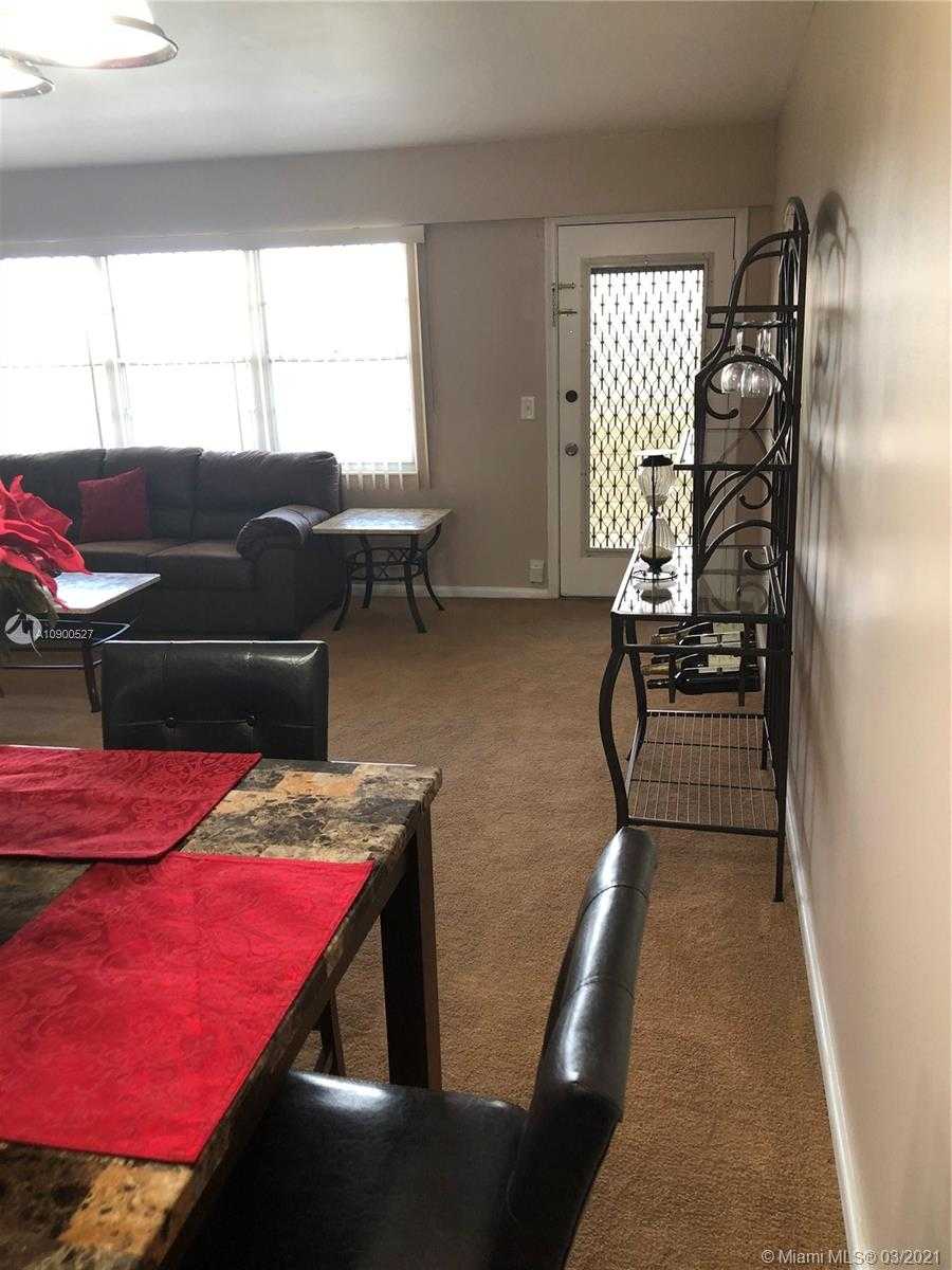 Small Image of 1551 SOUTH WEST 135TH TER #406G, Pembroke Pines Number 7