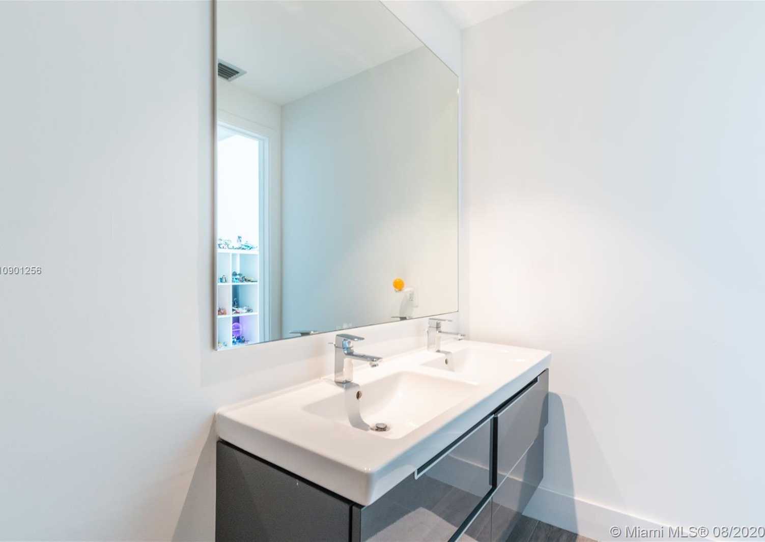 Small Image of 2900 NORTH EAST 7TH AVE #2702, Miami Number 20