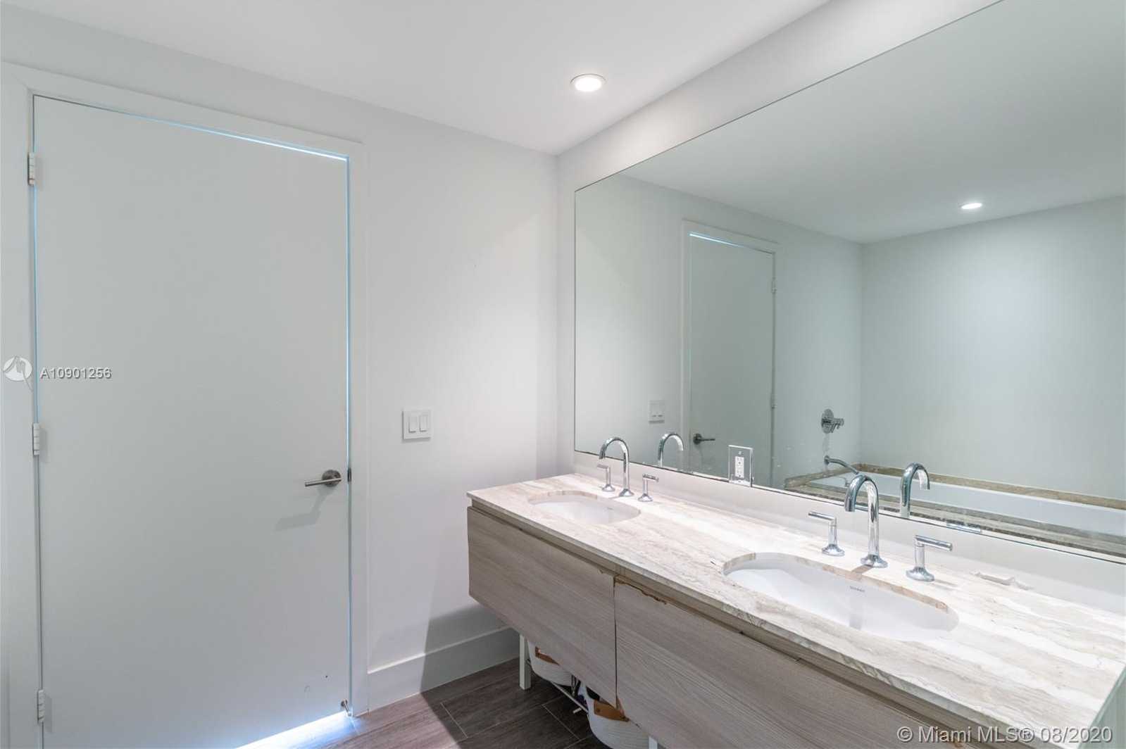 Small Image of 2900 NORTH EAST 7TH AVE #2702, Miami Number 23