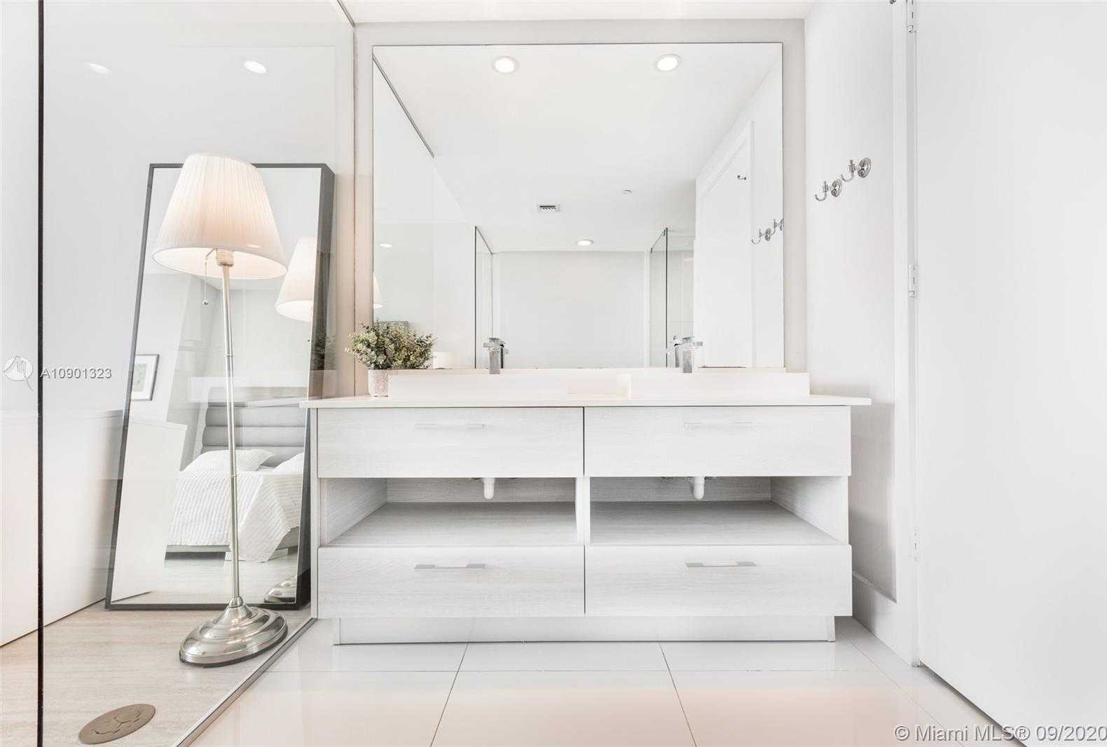 Small Image of 650 NORTH EAST 32ND ST #3903, Miami Number 27