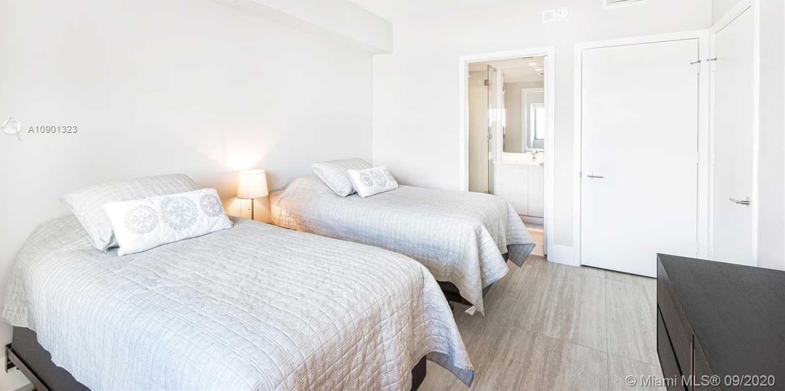 Small Image of 650 NORTH EAST 32ND ST #3903, Miami Number 29