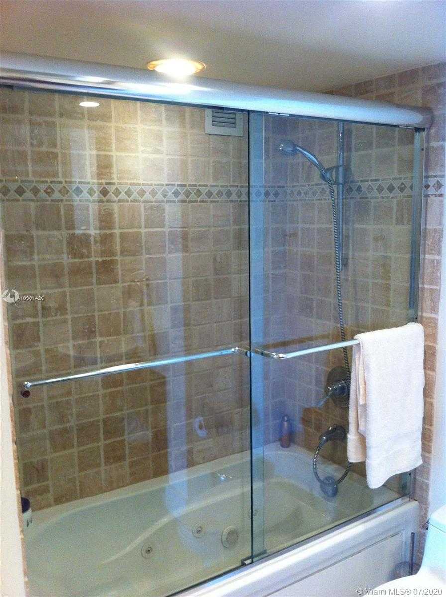 Small Image of 2301 COLLINS AVE #1134, Miami Beach Number 13