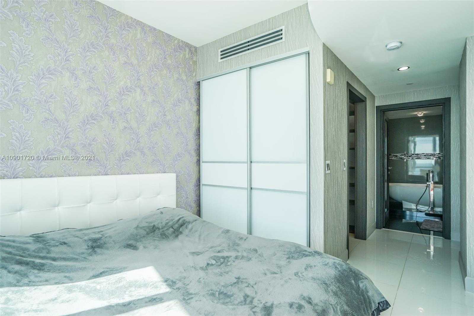 Small Image of 17121 COLLINS AVE #2206, Sunny Isles Beach Number 12