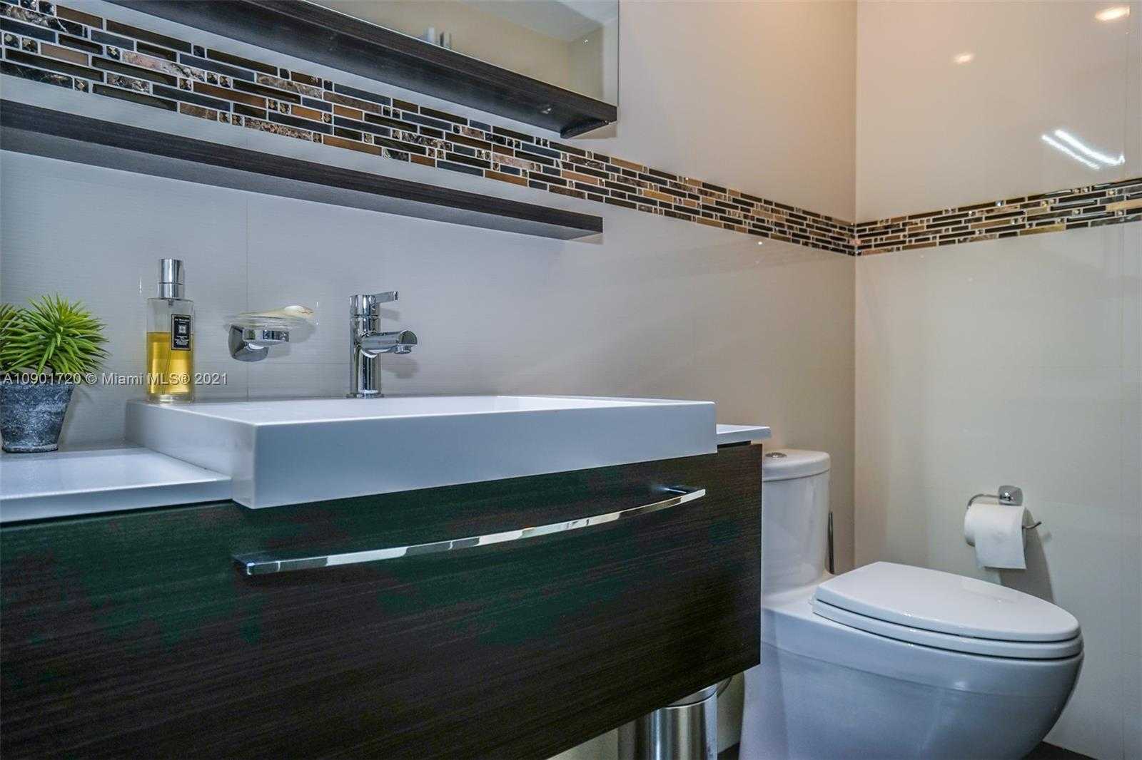 Small Image of 17121 COLLINS AVE #2206, Sunny Isles Beach Number 16