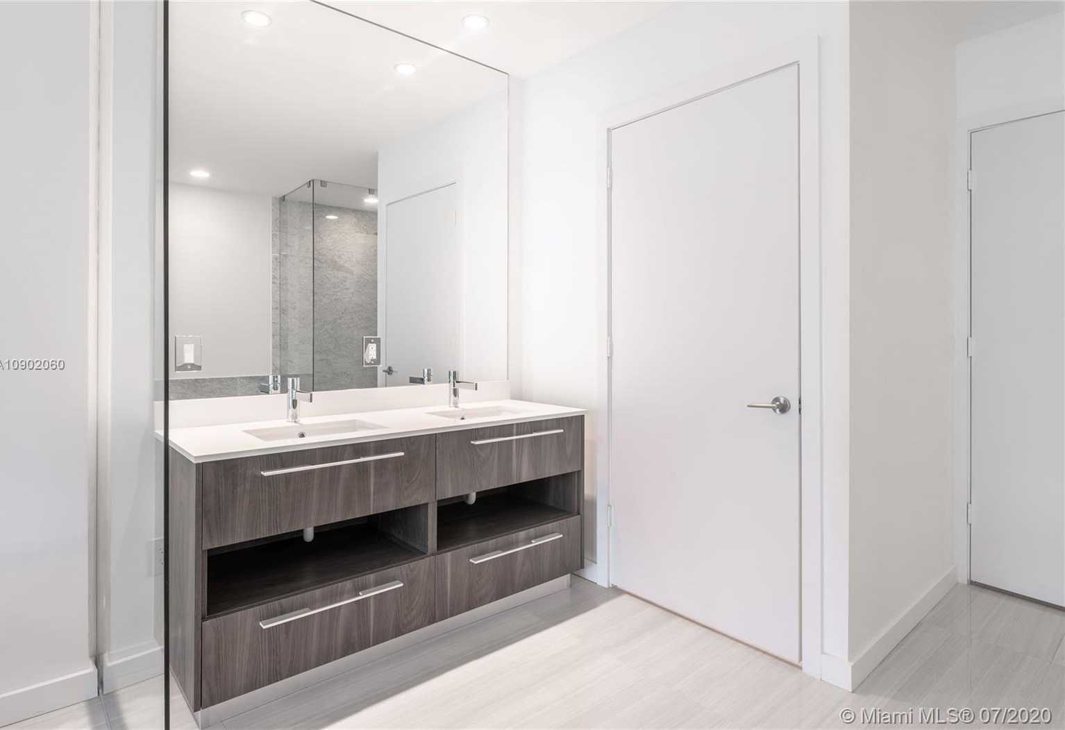 Small Image of 480 NORTH EAST 31ST ST #605, Miami Number 8