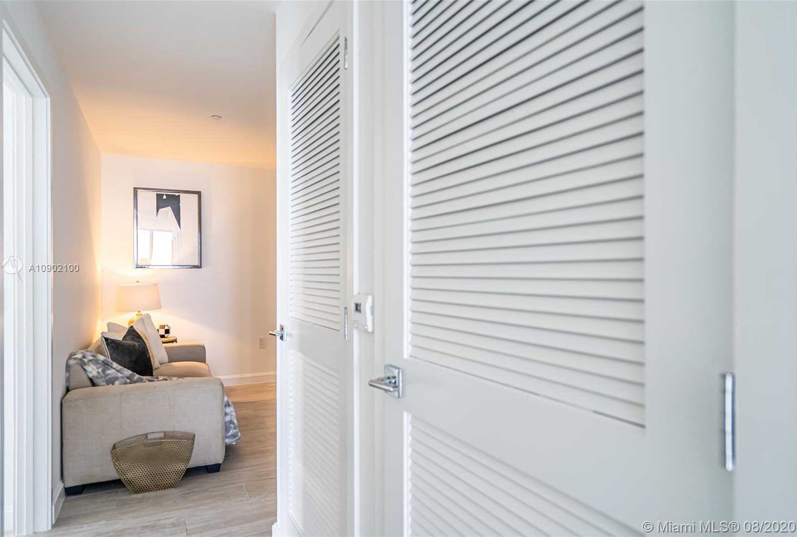 Small Image of 45 SOUTH WEST 9TH ST #4903, Miami Number 11