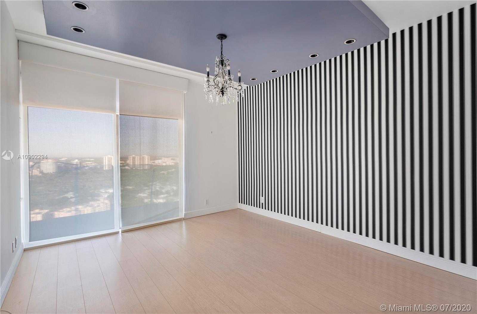 Small Image of 19707 TURNBERRY WAY #PH-C, Aventura Number 13