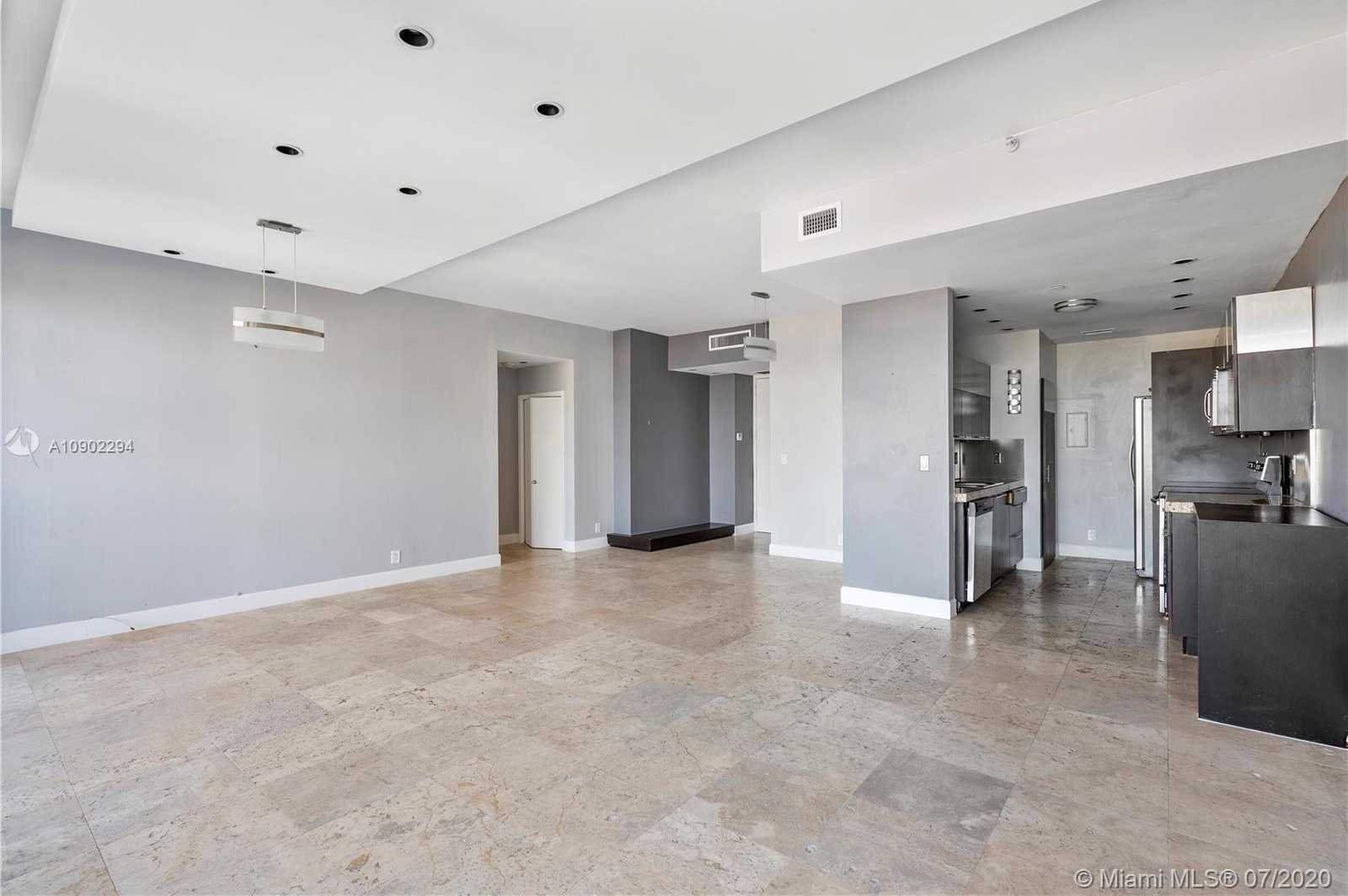 Small Image of 19707 TURNBERRY WAY #PH-C, Aventura Number 17