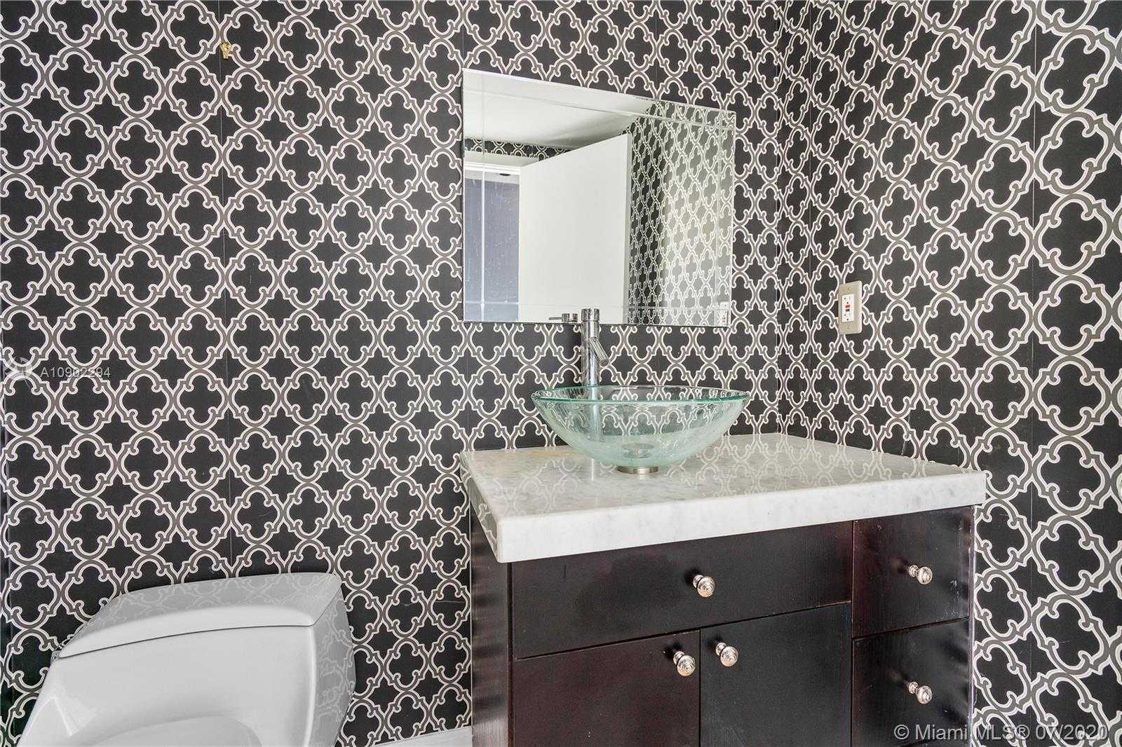 Small Image of 19707 TURNBERRY WAY #PH-C, Aventura Number 18