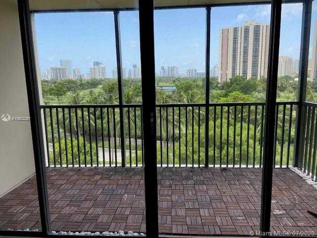 Small Image of 3101 N Country Club Dr, Aventura, FL 33180, USA Number 32