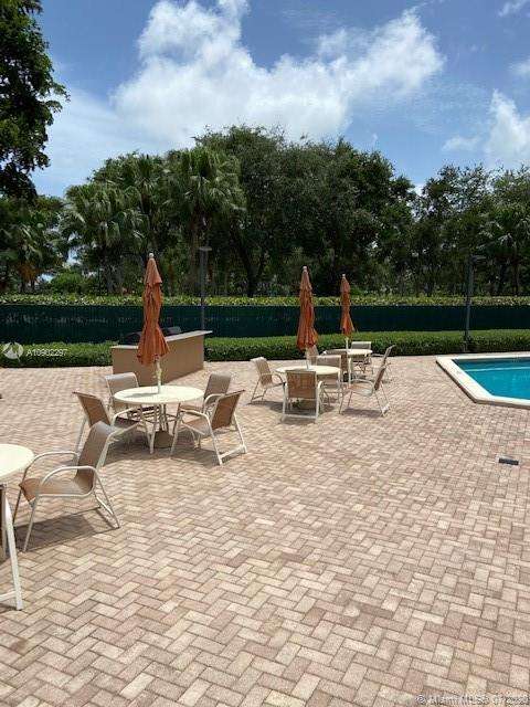 Small Image of 3101 N Country Club Dr, Aventura, FL 33180, USA Number 40