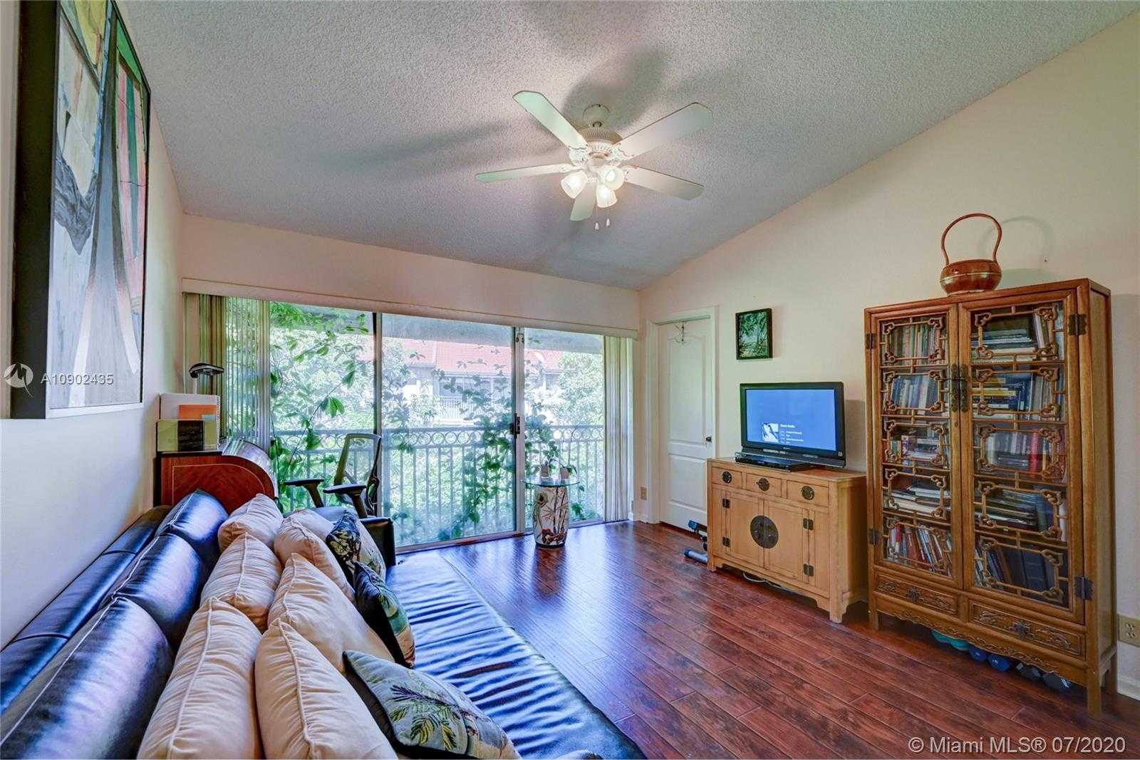 Small Image of 4979 RIVERSIDE DR #103, Coral Springs Number 15