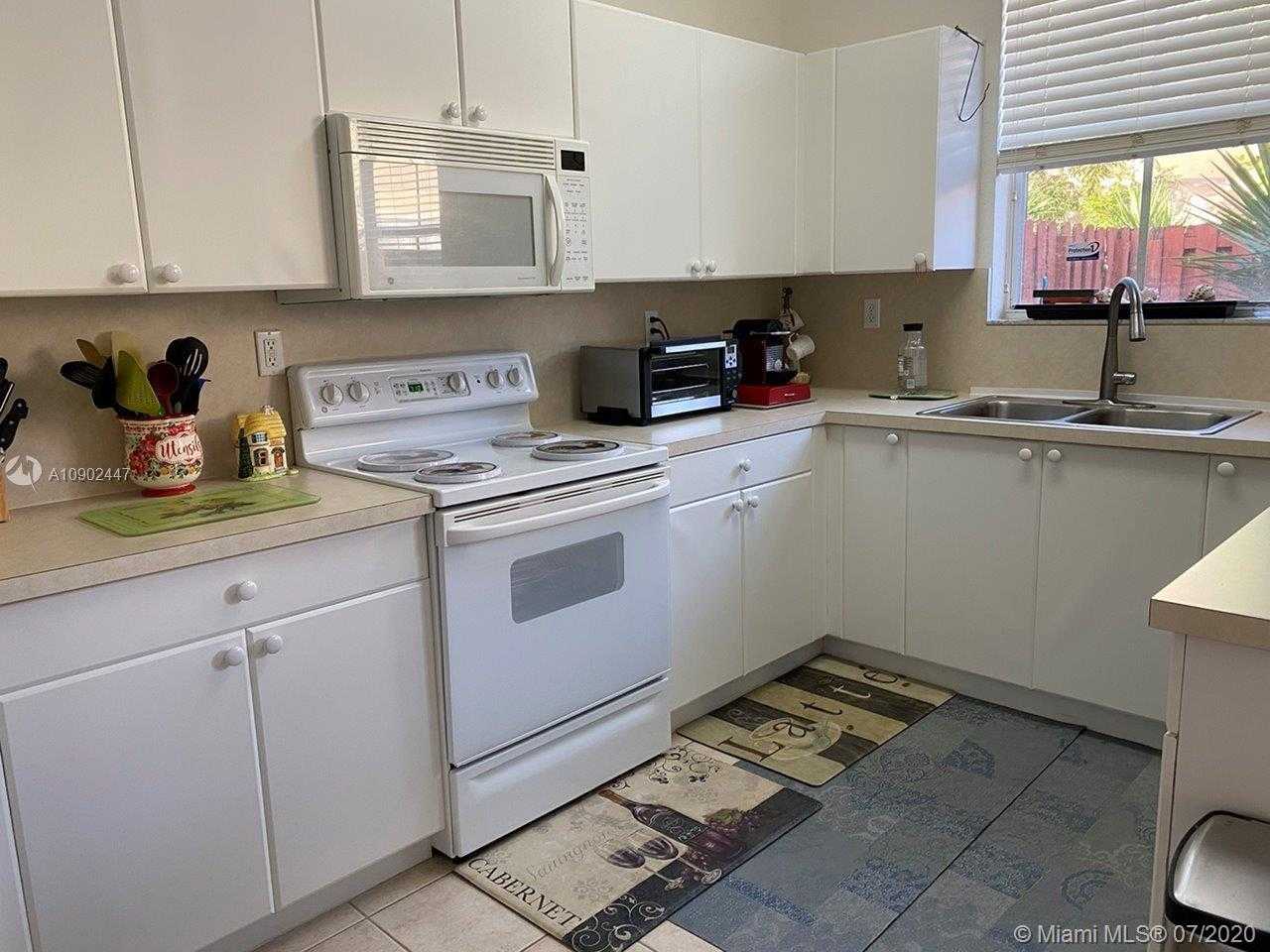 Small Image of 12285 SOUTH WEST 123RD AVE, Miami Number 2