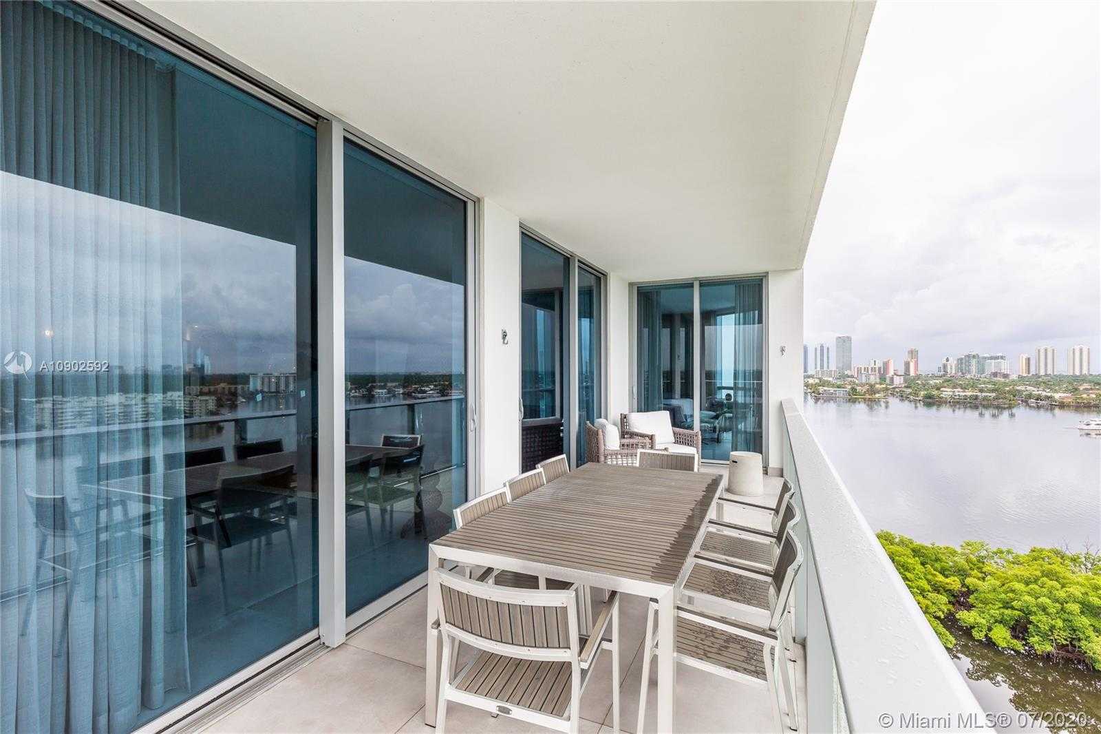 Small Image of 17111 BISCAYNE BLVD #1402, North Miami Beach Number 13