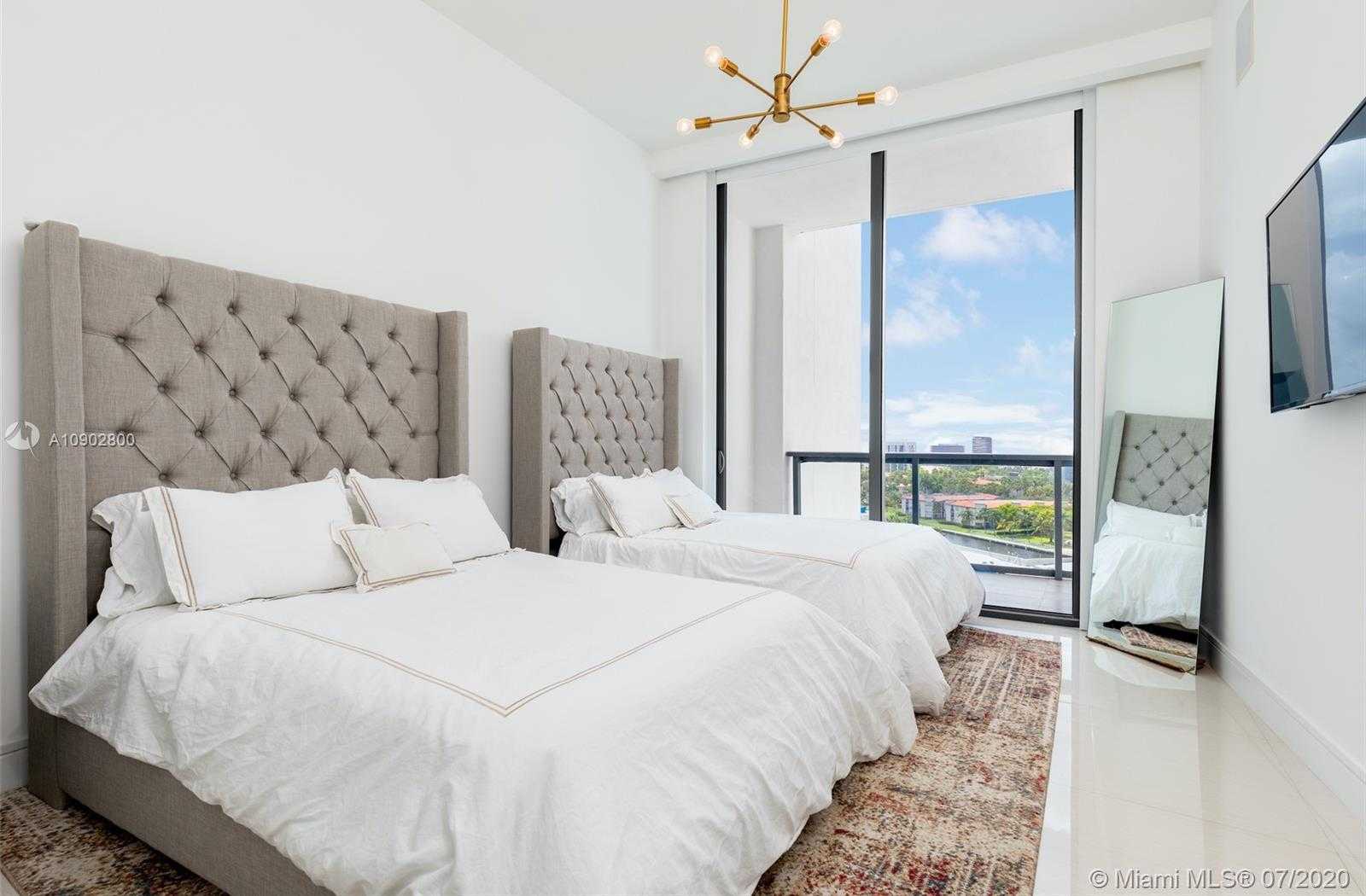 Small Image of 3300 NORTH EAST 188TH ST #LPH16, Aventura Number 10