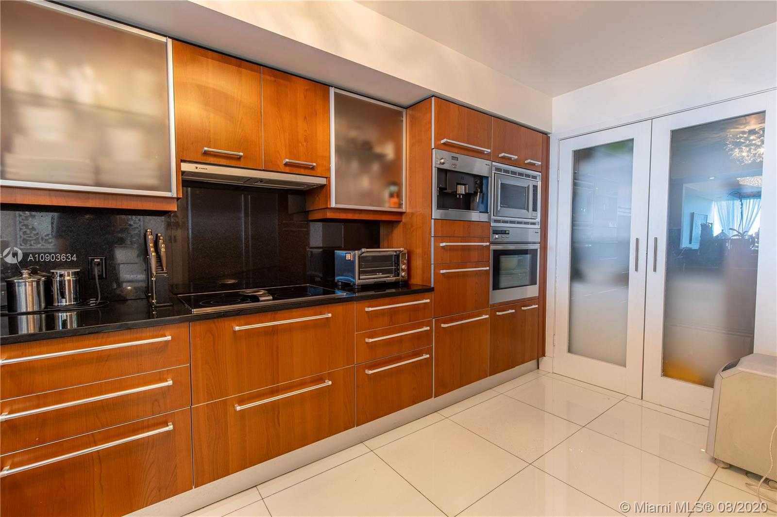 Small Image of 1331 BRICKELL BAY DR #1803, Miami Number 19