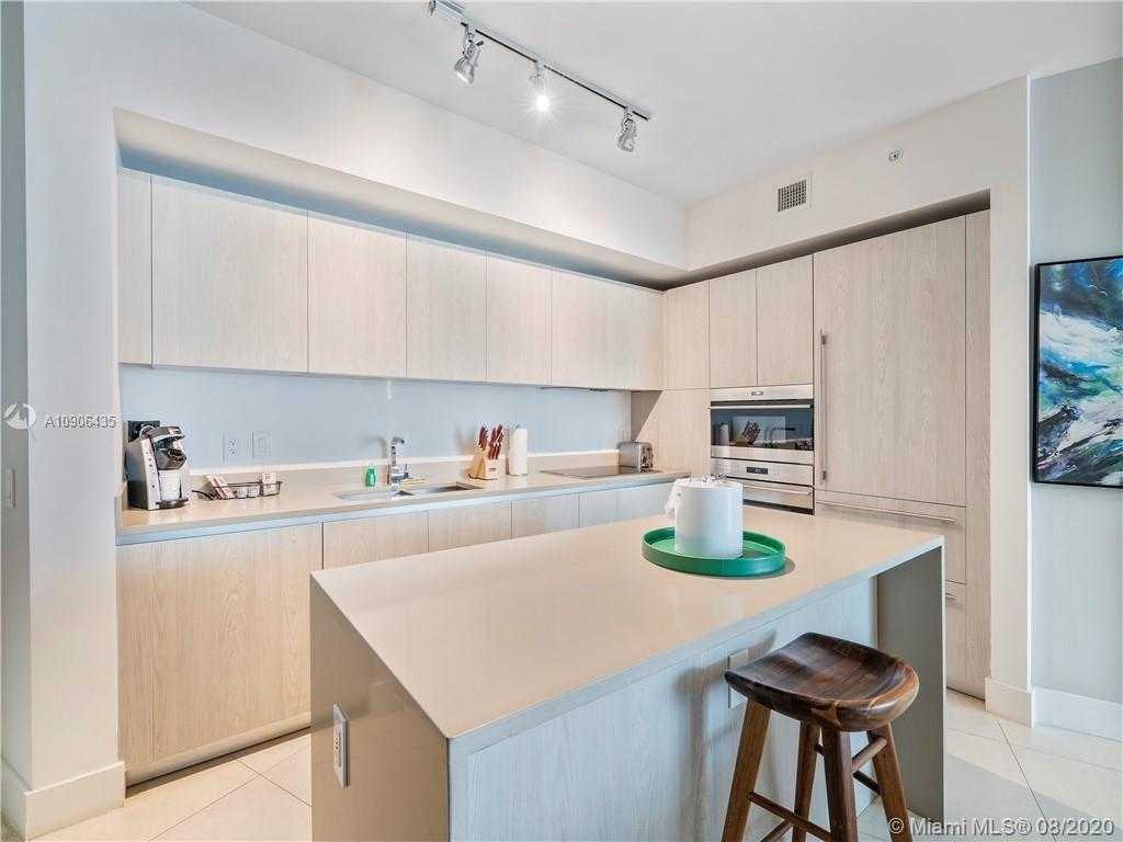 Small Image of 4111 SOUTH OCEAN DR #3707, Hollywood Number 9
