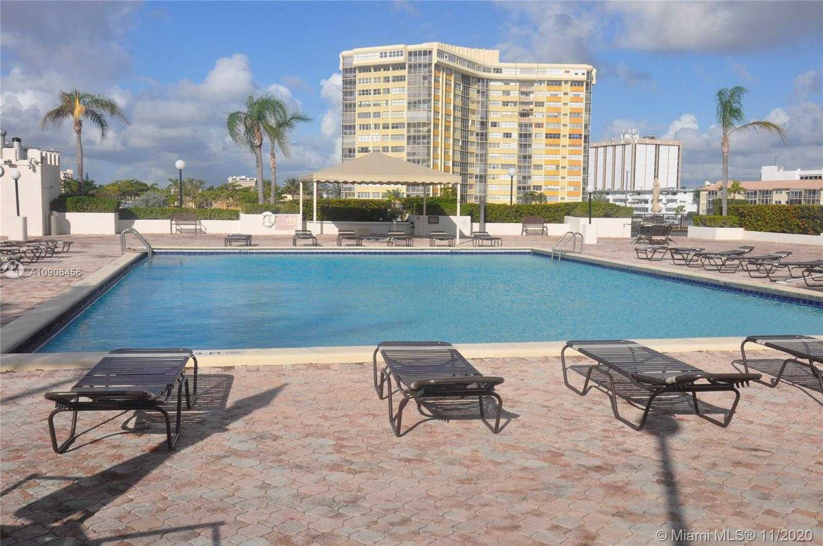 Small Image of 1865 SOUTH OCEAN DR #9G, Hallandale Beach Number 32