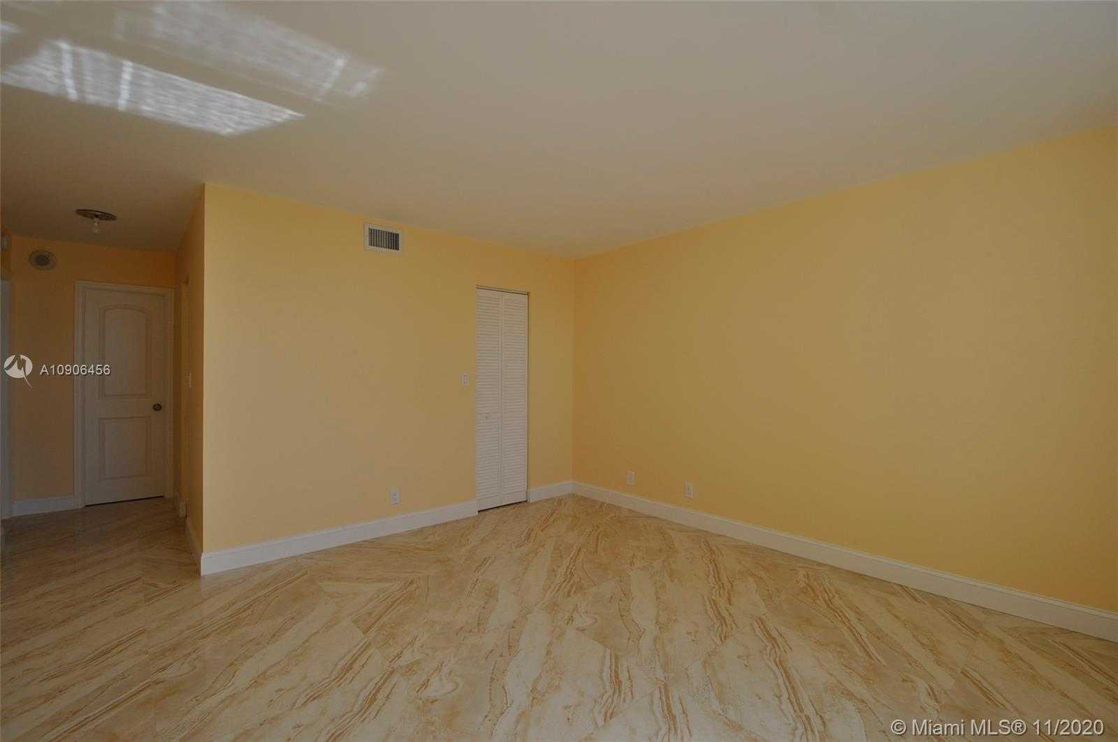 Small Image of 1865 SOUTH OCEAN DR #9G, Hallandale Beach Number 7
