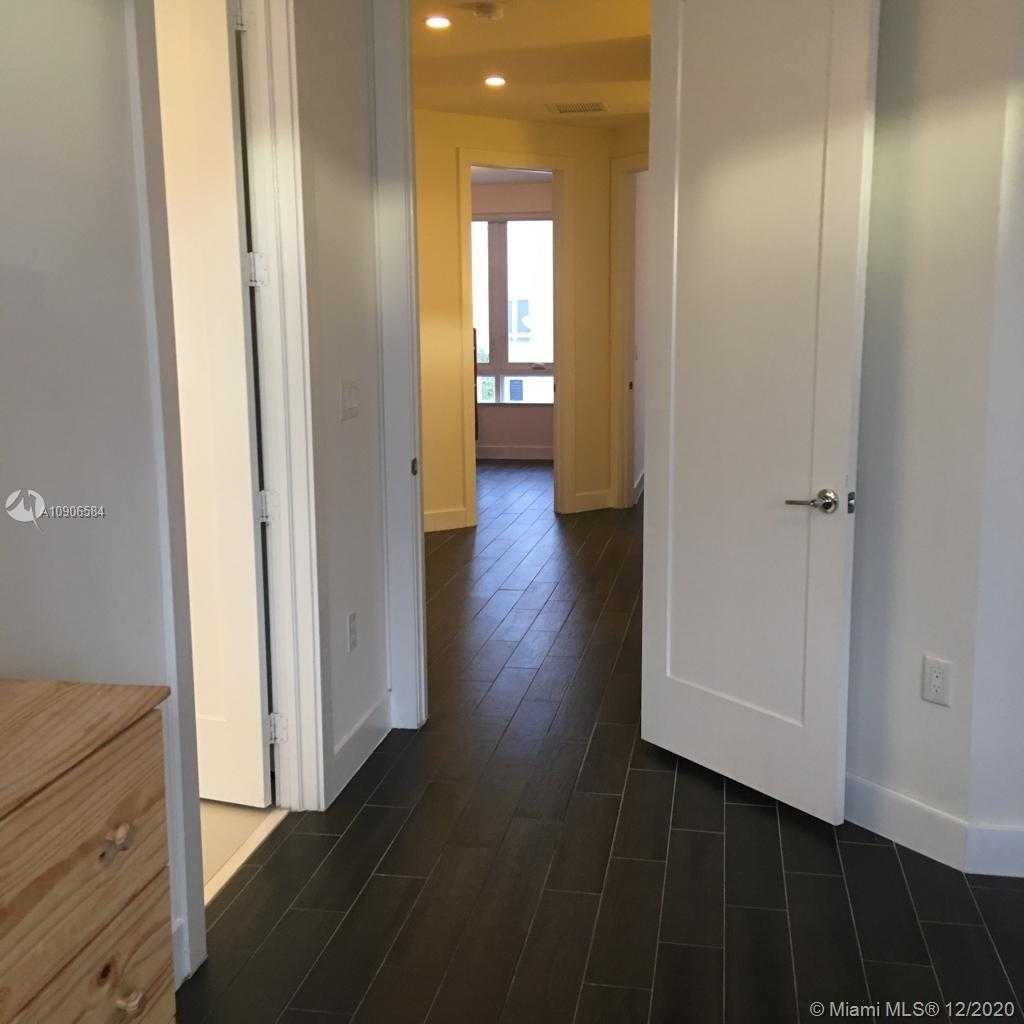 Small Image of 6331 NW 105th Ct, Doral, FL 33178, USA Number 27