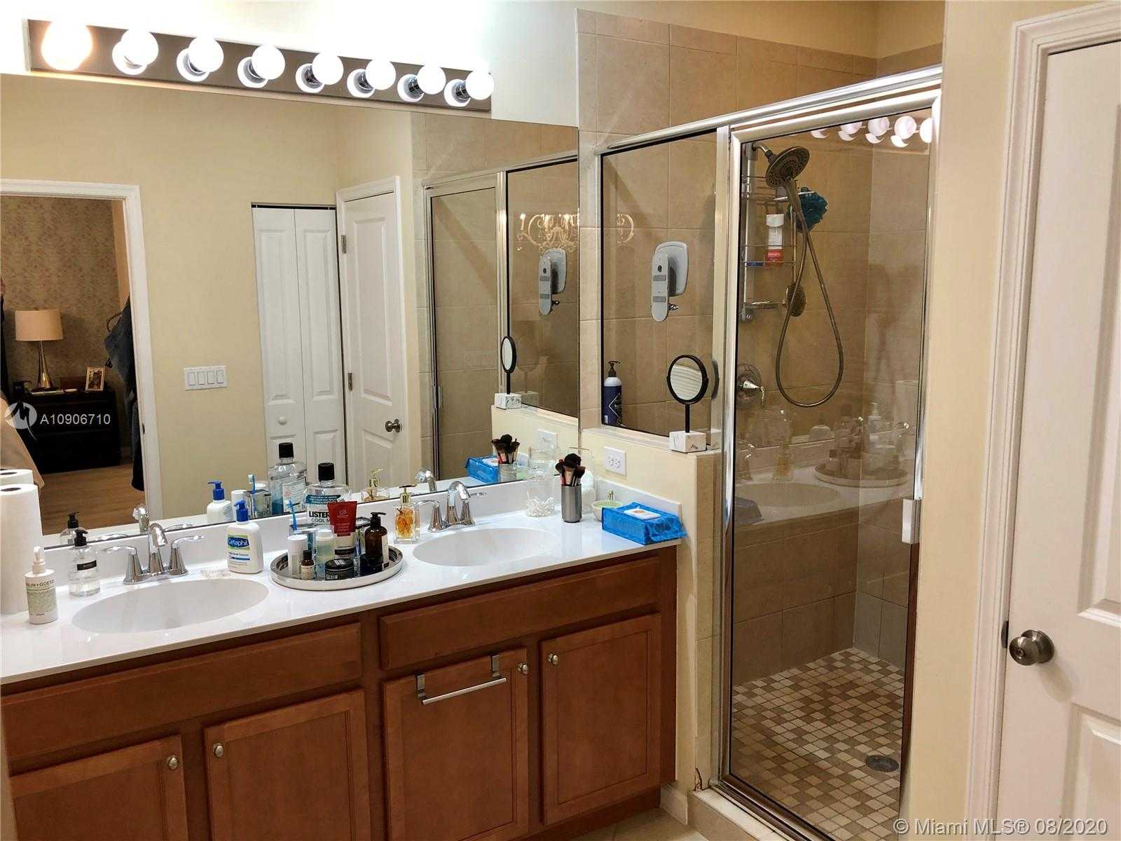 Small Image of 2919 CASCADA ISLES WAY #2919, Cooper City Number 12