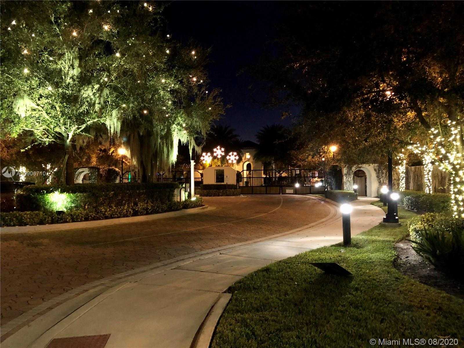 Small Image of 2919 CASCADA ISLES WAY #2919, Cooper City Number 28